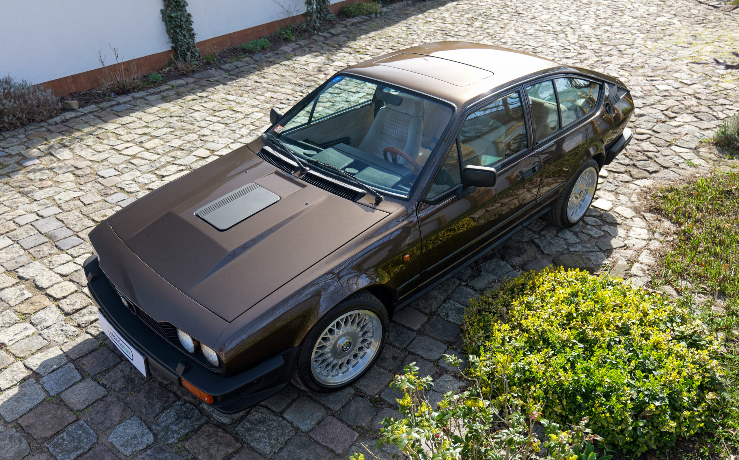 ALFA ROMEO GTV6 1983