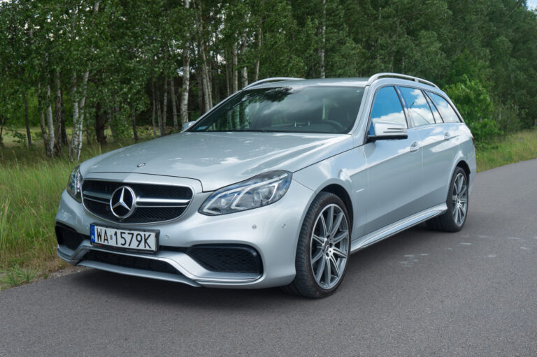 MERCEDES E63 AMG 4MATIC