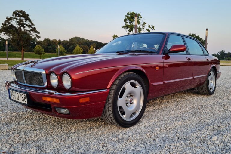 JAGUAR XJR X300 X306