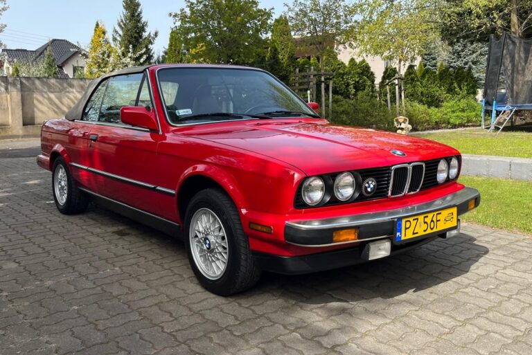 BMW E30 1987
