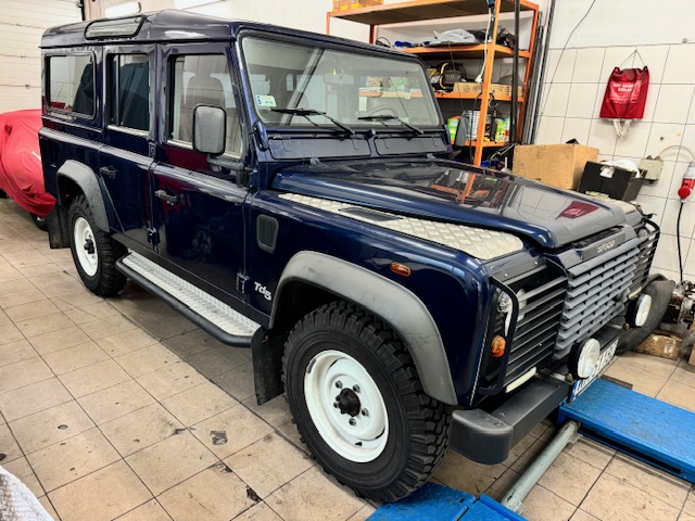LAND ROVER DEFENDER 110 2002