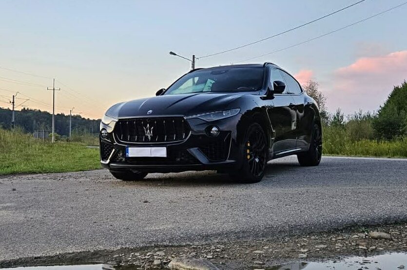 MASERATI LEVANTE GRANSPORT