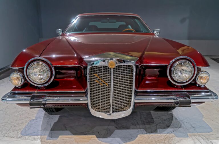 Życie z klasykiem w rodzinie – kompromisy, koszty i satysfakcja