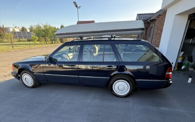 MERCEDES S124 200 TE 1990