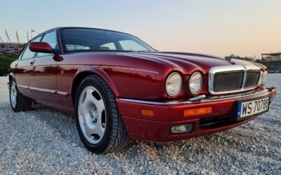 JAGUAR XJR X300 1995