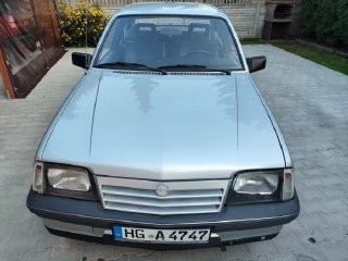 OPEL ASCONA C 1987
