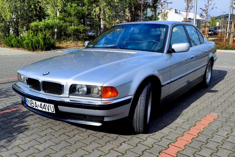 BMW E38 740i 1995
