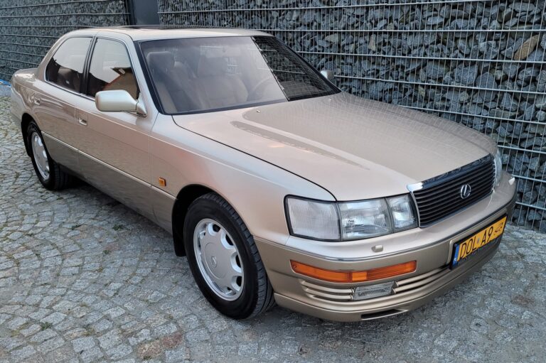 LEXUS LS40 UCF10 1992