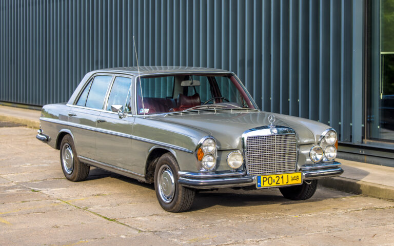 Mercedes-Benz W108