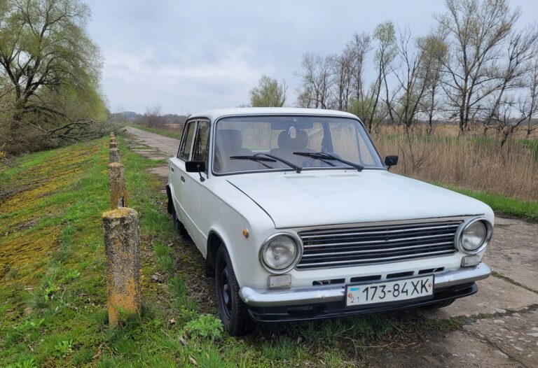 Wskaźniki ciśnienia oleju i temperatury